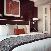 Chambre mur rouge fonce