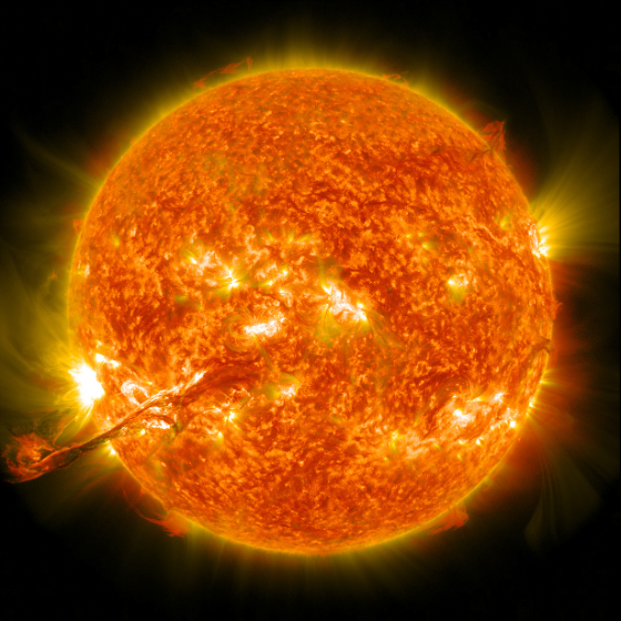 Éruptions solaires et filaments de plasma : impacts